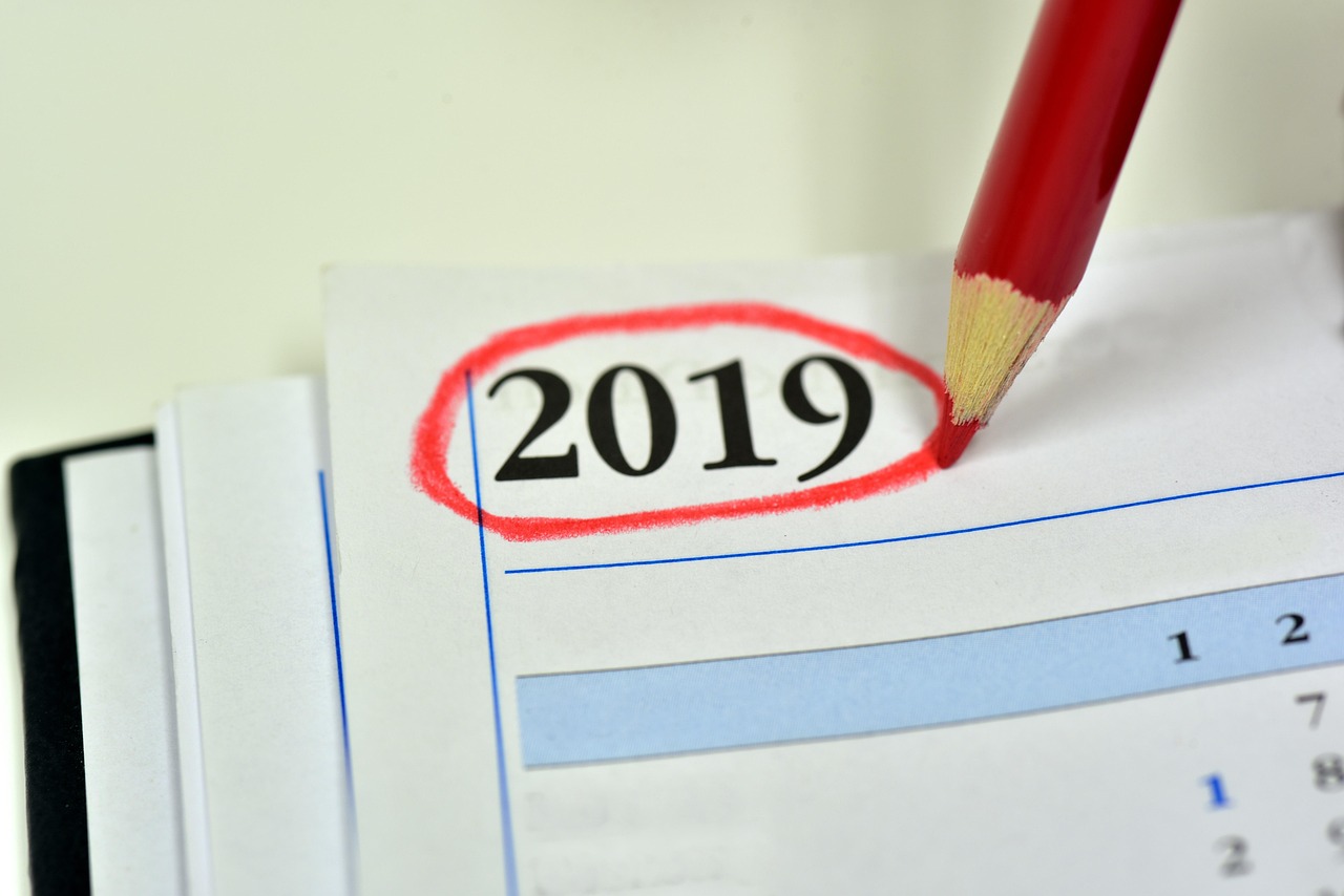 揭秘2019一克拉钻石价格表，全面解析钻石价格因素
