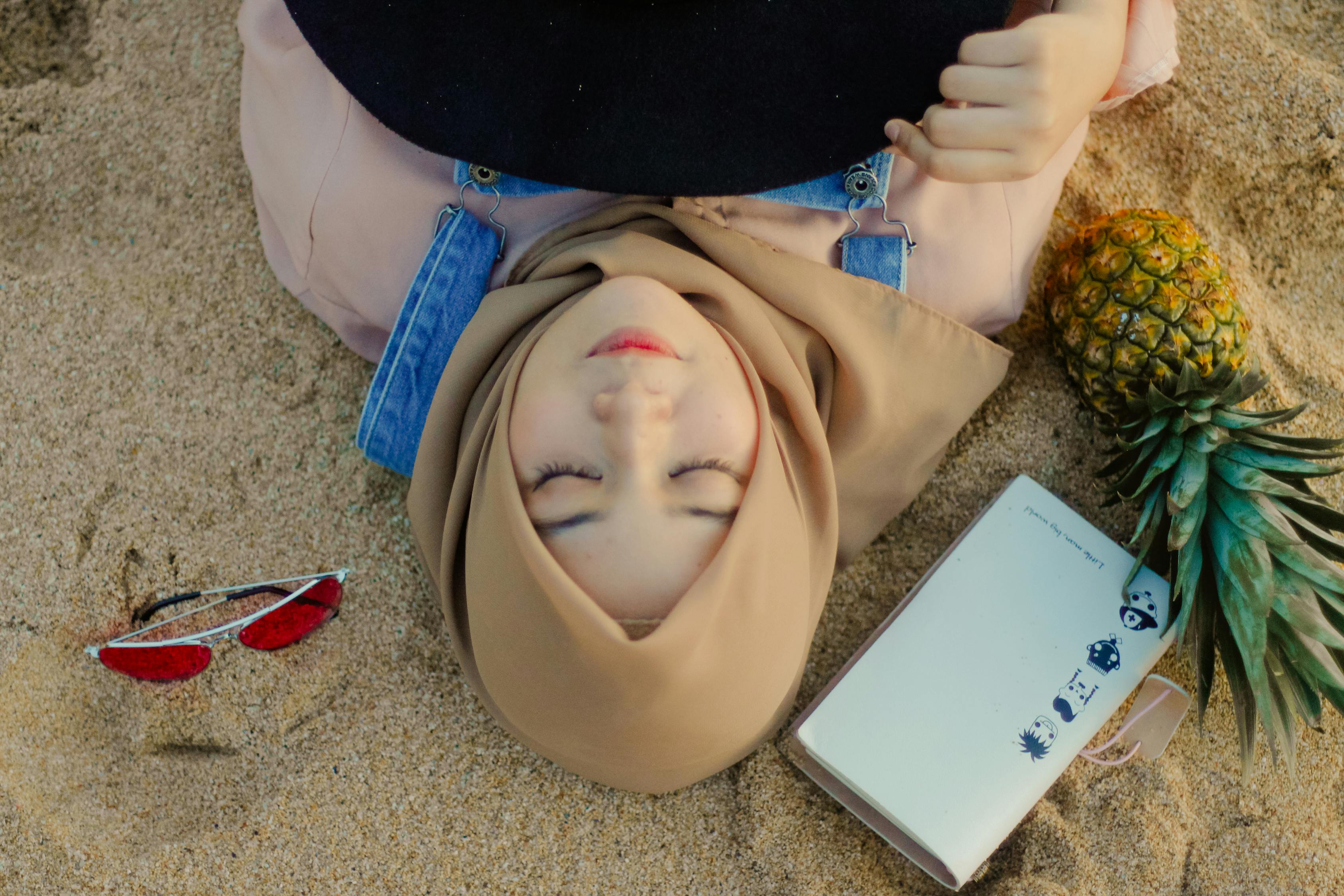 单身女生戒指佩戴指南，手指间的时尚选择与情感表达